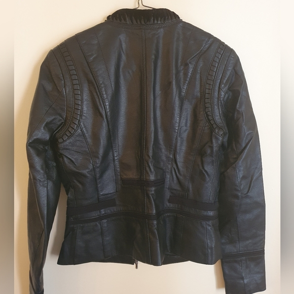 Danier Black Leather Jacket - Picture 6 of 6